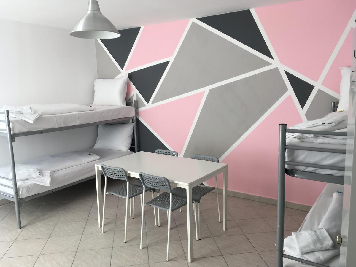 Boutique Hostel Zum Goldenen Kegel Wien Ngoại thất bức ảnh